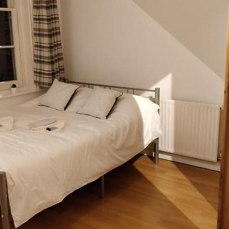 Fieldgate Spacious Rooms Londra Exterior foto